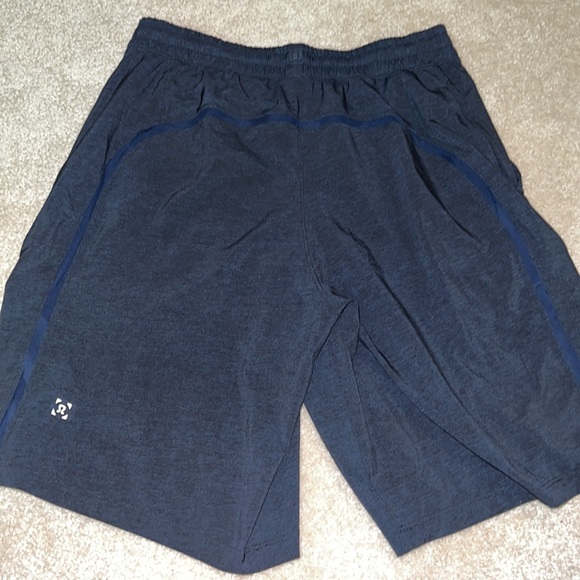 Lululemon 9in pacebreaker liner - Picture 2 of 2